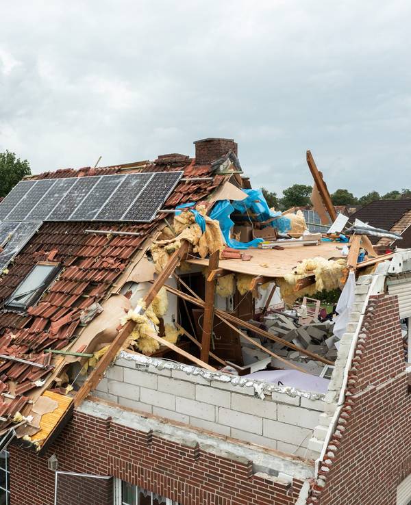 Niedersachsen, Berumerfehn: Ein Haus wurde von einem Tornado zerstört.