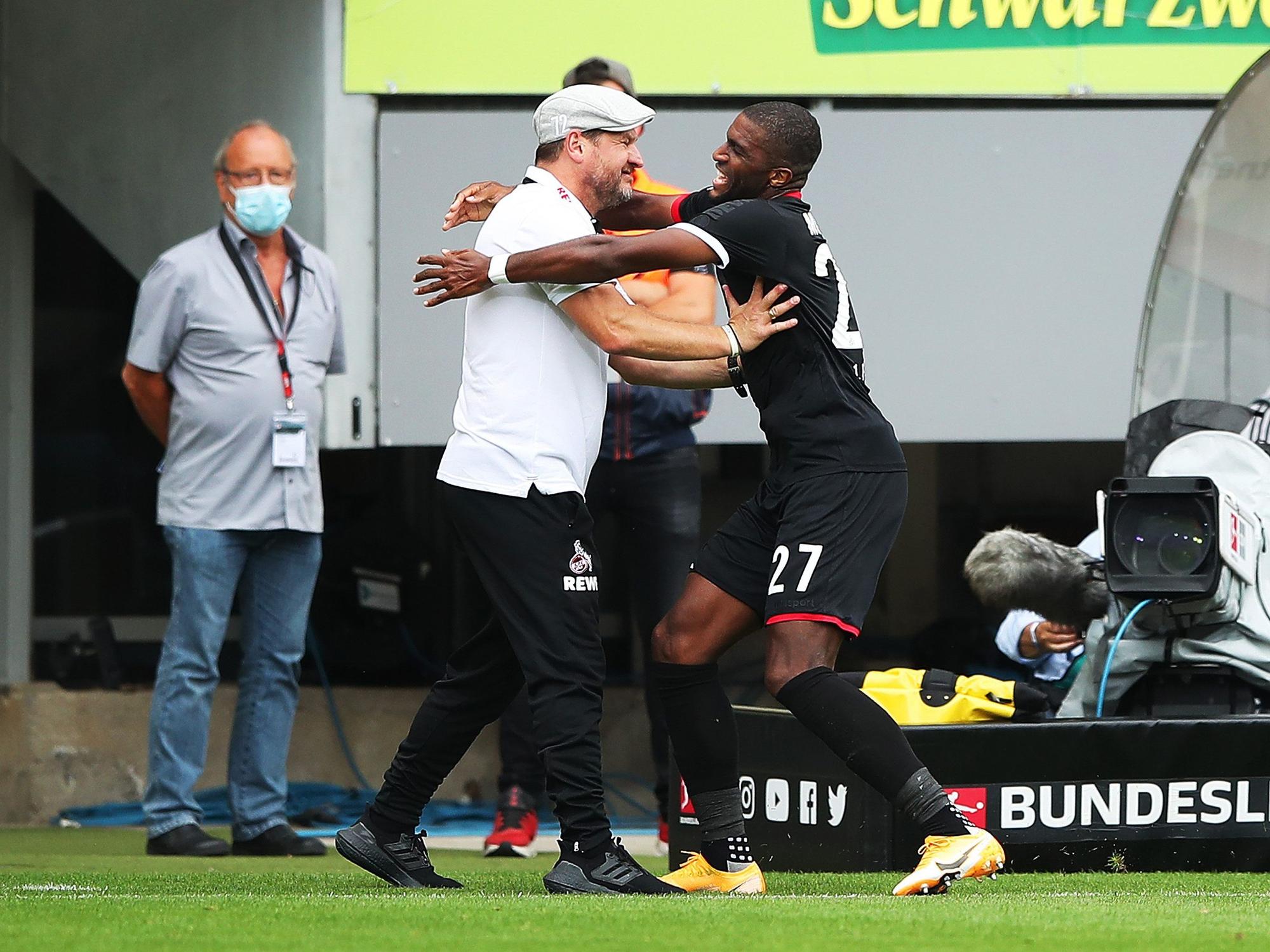 Anthony Modeste jubelt gegen den SC Freiburg für den 1. FC Köln.