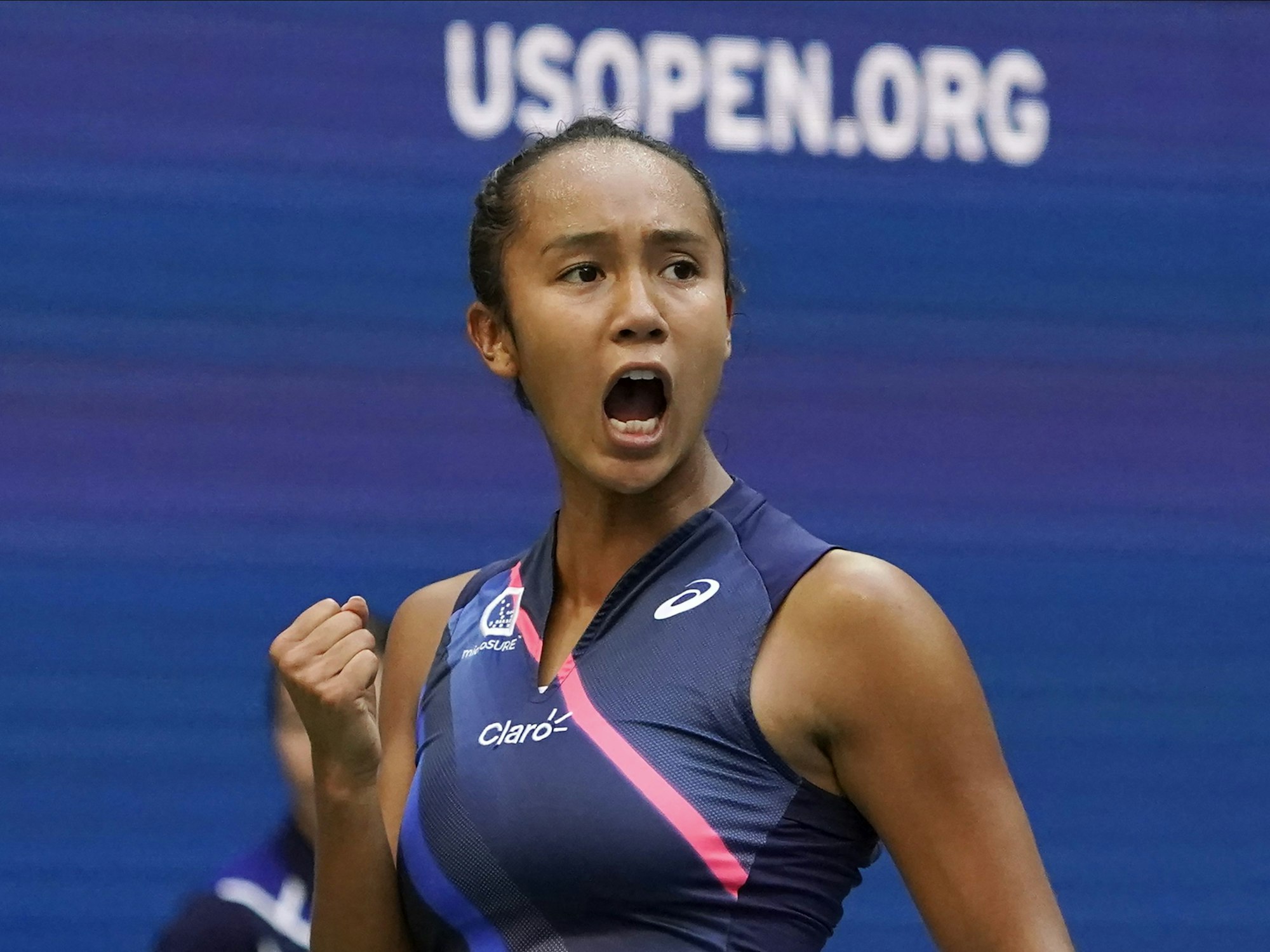 Leylah Fernandez ballt die Faust zum Jubel