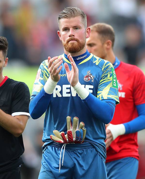 Timo Horn beim Auswärtsspiel des 1. FC Köln beim SC Freiburg