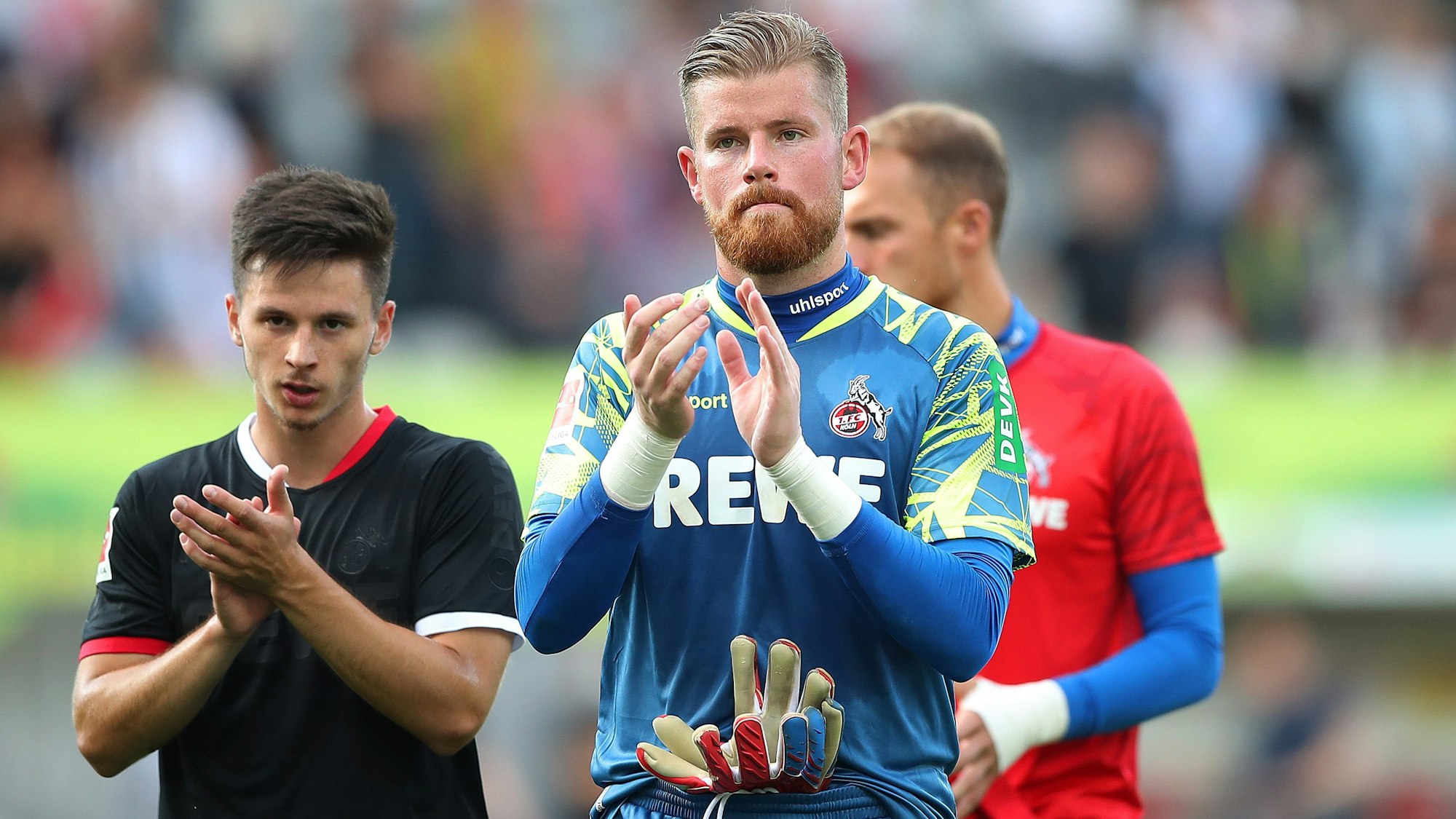 Timo Horn beim Auswärtsspiel des 1. FC Köln beim SC Freiburg