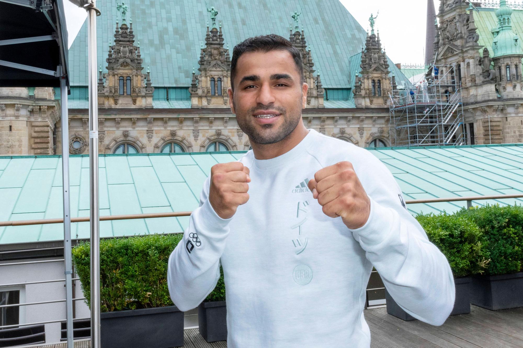 Ammar Riad Abduljabbar bei der Begrüßung der Team Hamburg Olympia-Teilnehmer in der Team Hamburg Lounge auf der Dachterrasse der Handeslkammer Hamburg.