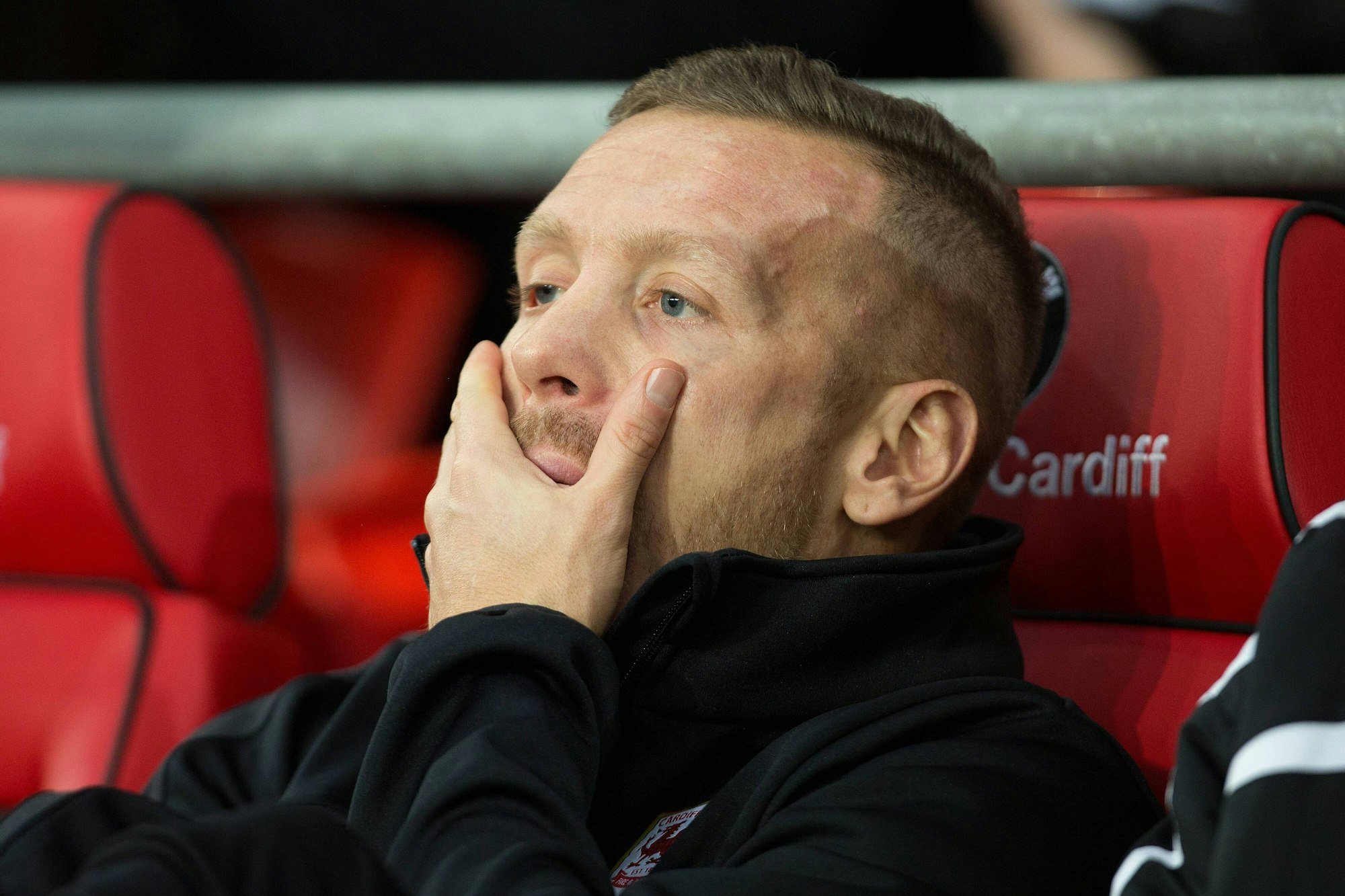 Craig Bellamy schaut verzweifelt.