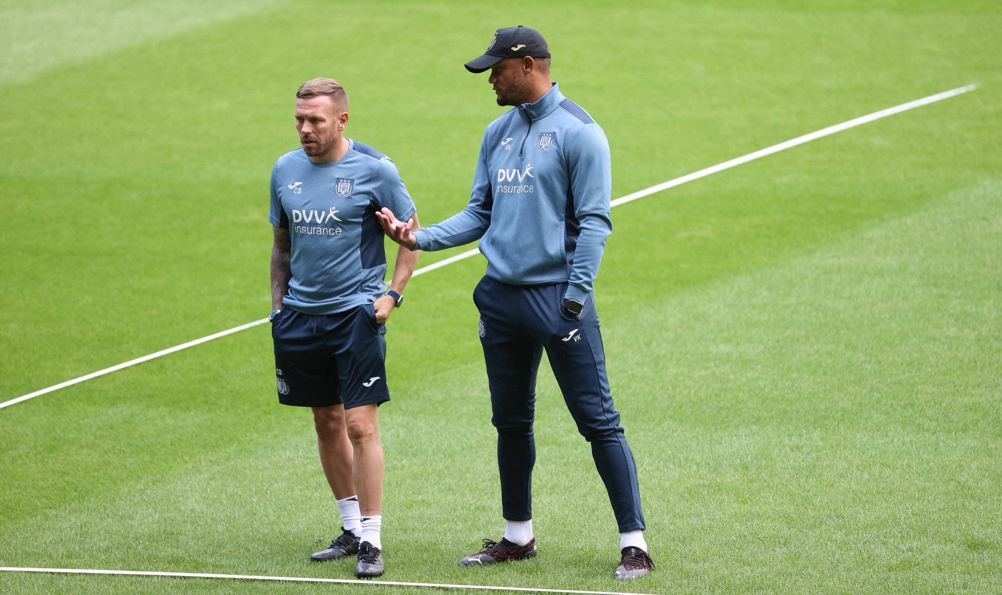 Craig Bellamy mit Trainer Vincent Kompany (RSC Anderlecht).