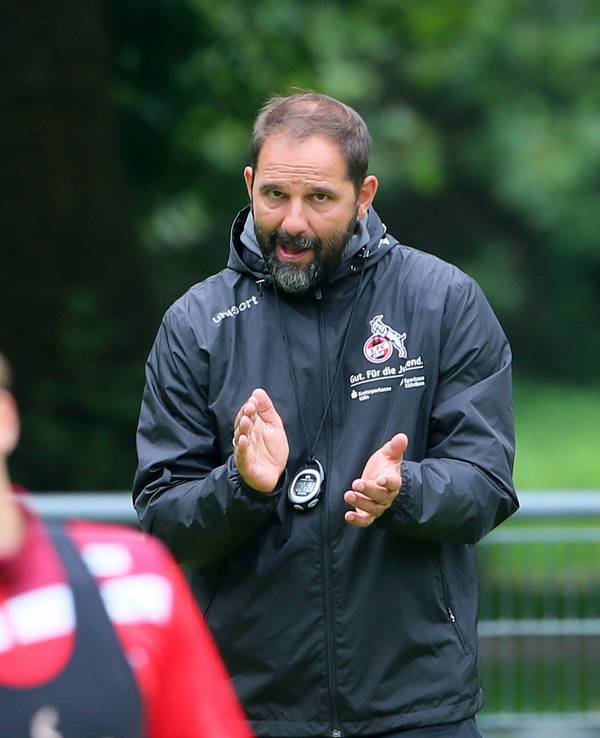 Stefan Ruthenbeck trainiert die U19 des 1. FC Köln.