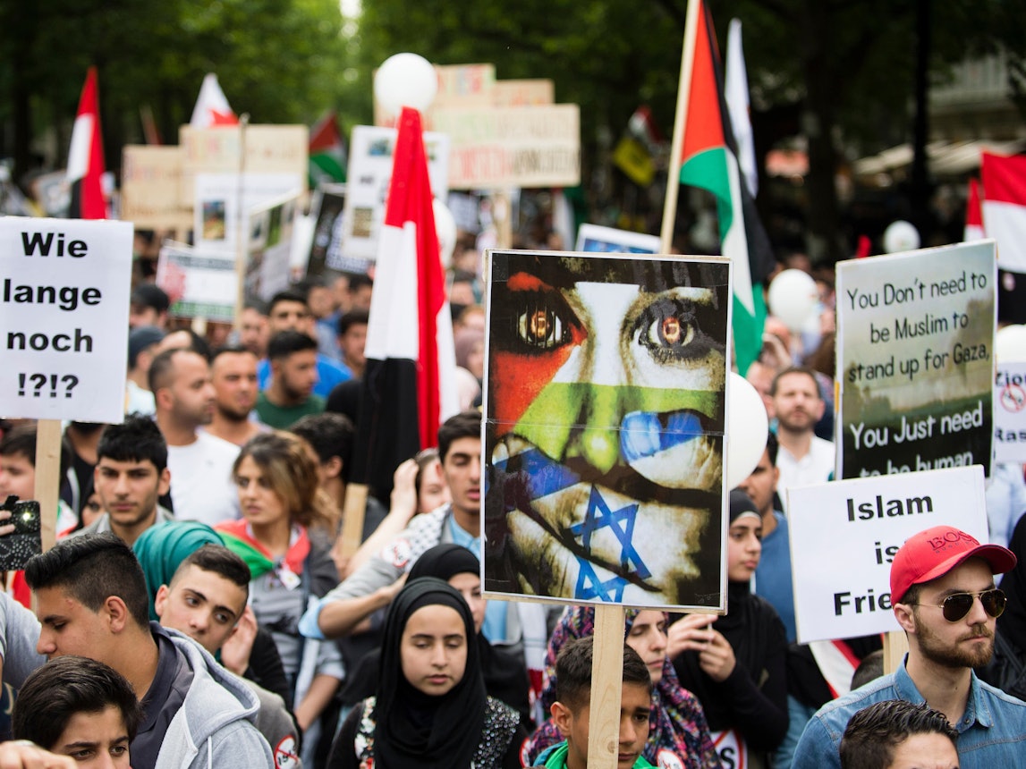 Die WDR-Journalistin hatte eine Teilnahme an der Al-Kuds-Demo in Berlin (hier ein Archivfoto von einer anderen Demo im Jahr 2015) eingestanden.