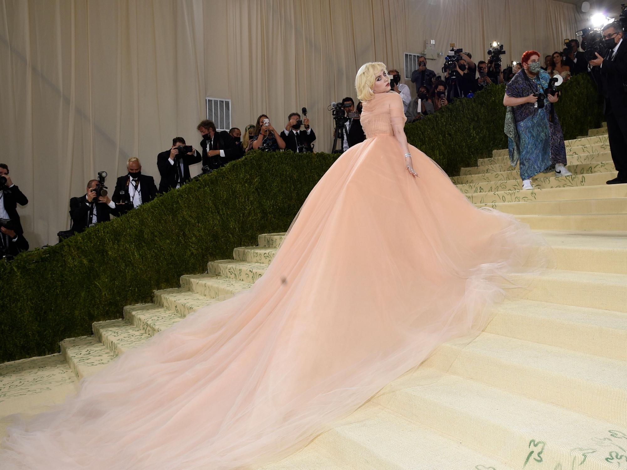 Billie Eilish kommt zur Benefizgala des Costume Institute des Metropolitan Museum of Art anlässlich der Eröffnung der Ausstellung "In America: A Lexicon of Fashion".
