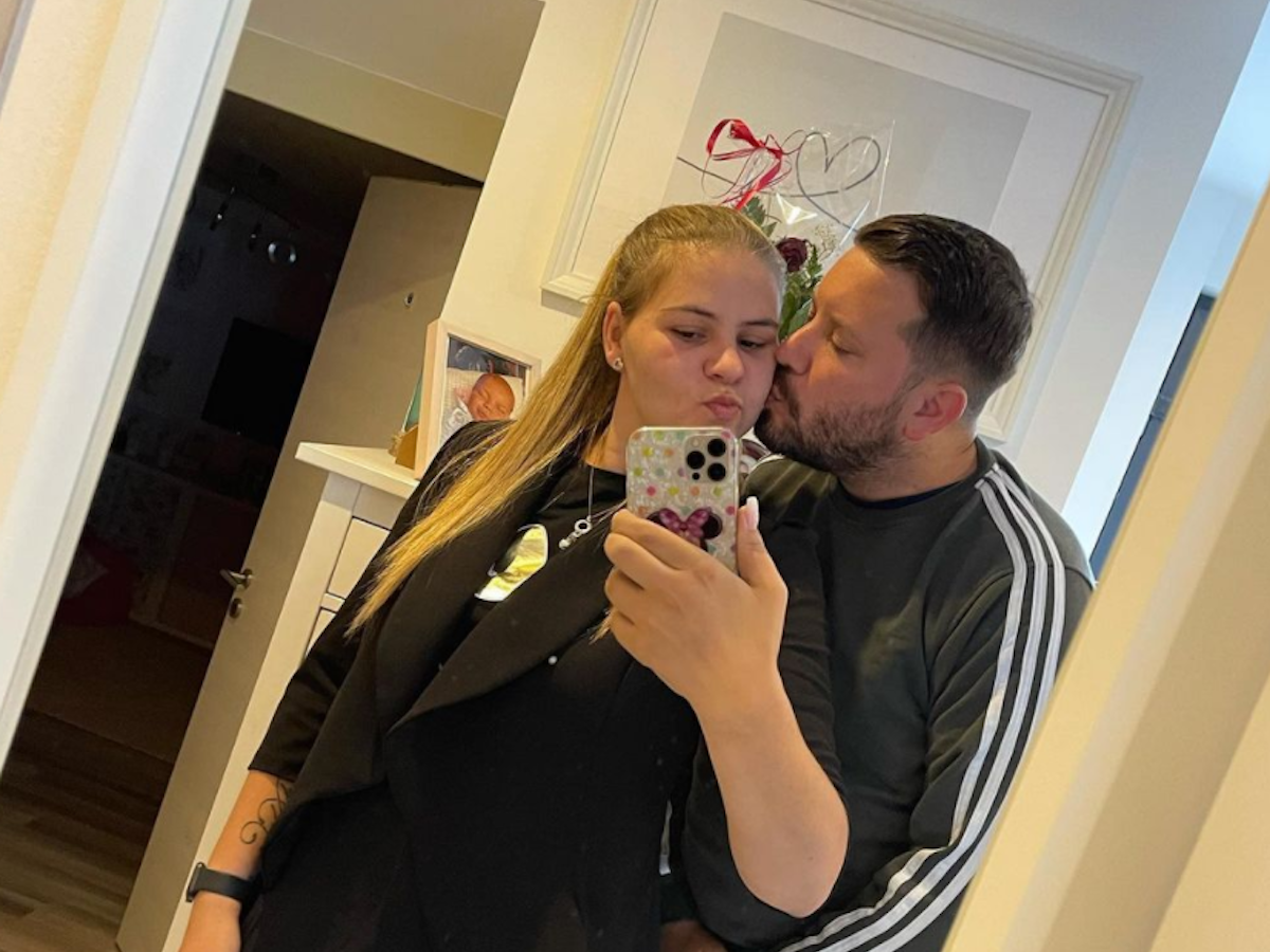 Sylvana Wollny mit Freund Florian Köster gemeinsam auf einem Foto vom 14. September.