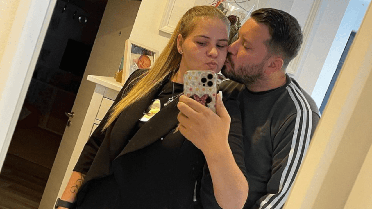 Sylvana Wollny mit Freund Florian Köster gemeinsam auf einem Foto vom 14. September.