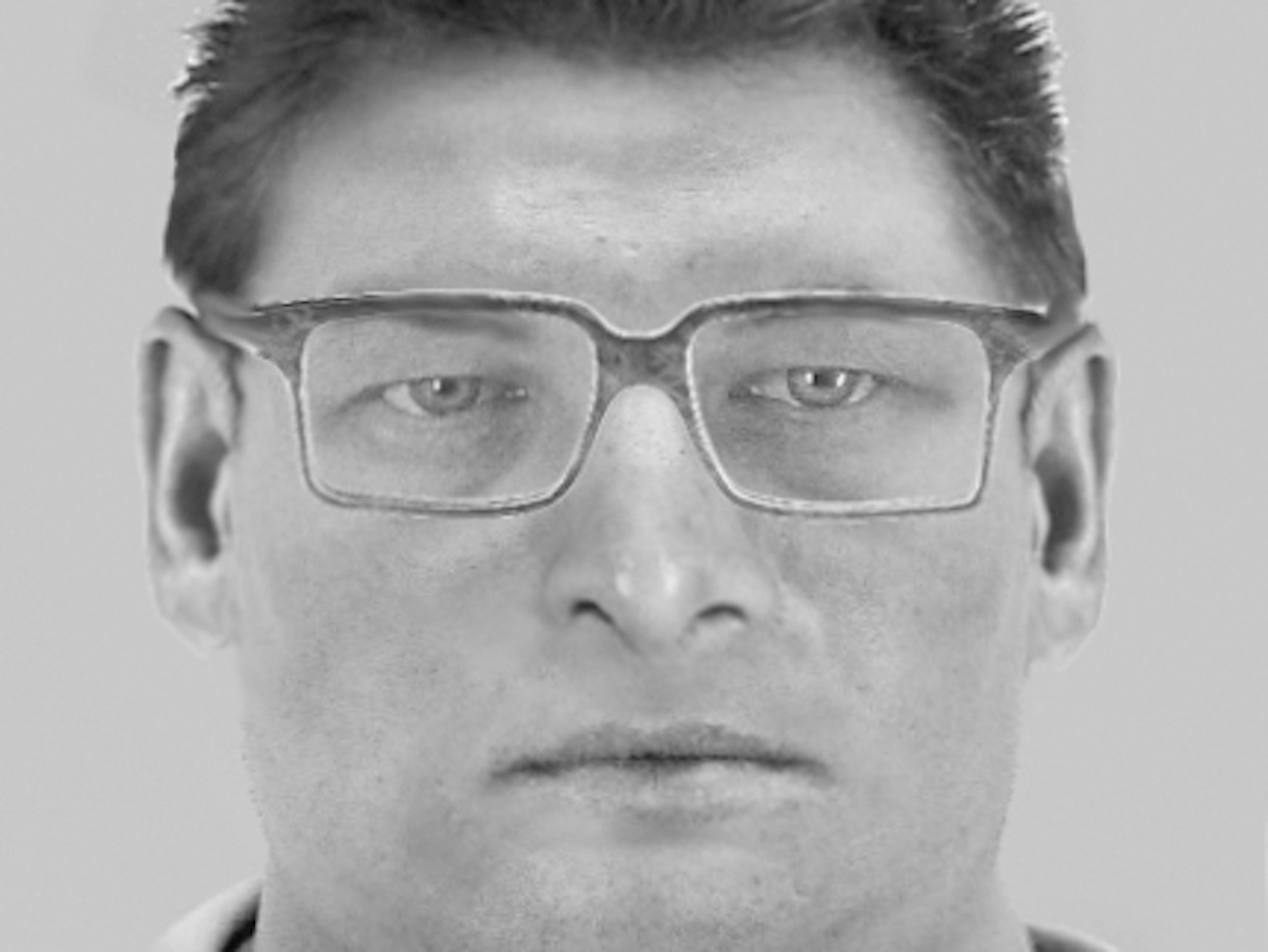 Das Landeskriminalamt NRW führt polizeiliche Ermittlungen im Zusammenhang mit einer Bankraubserie in Nordrhein-Westfalen und Rheinland-Pfalz durch. Das Foto wurde für die Öffentlichkeitsfahndung zur Verfügung gestellt.