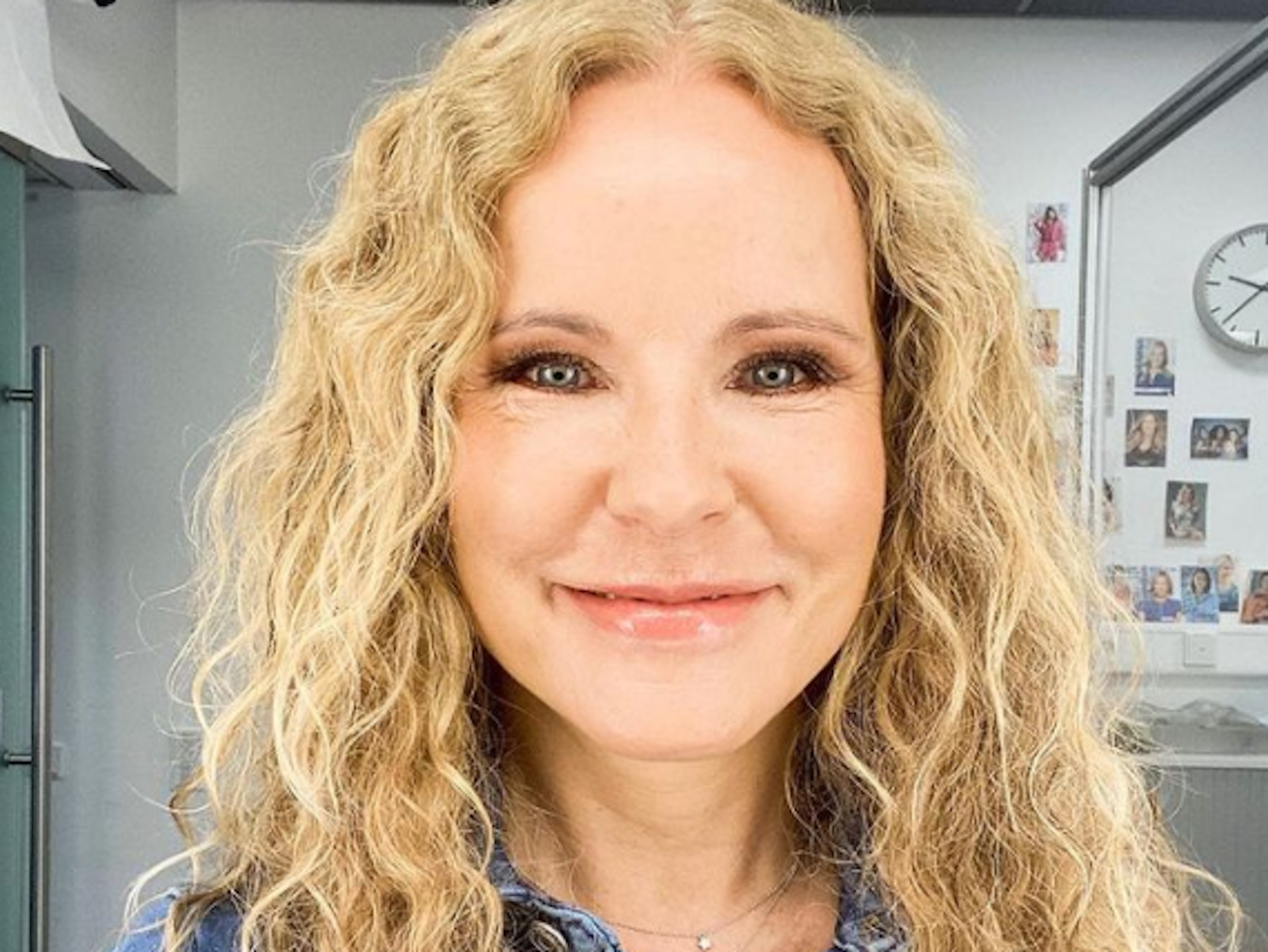 In ihrer Instagram-Story teilte Katja Burkard, hier auf einem Instagram Selfie vom 24. August, mit ihren Followern, dass sie Erntekrätze hat.