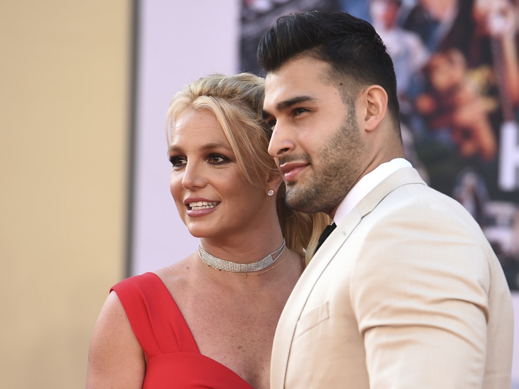 Britney Spears ist mit Sam Asghari, hier 2019 im TCL Chinese Theatre in Los Angeles, verlobt. Um dese Zeit zu genießen, löscht sie ihren Instagram-Account.
