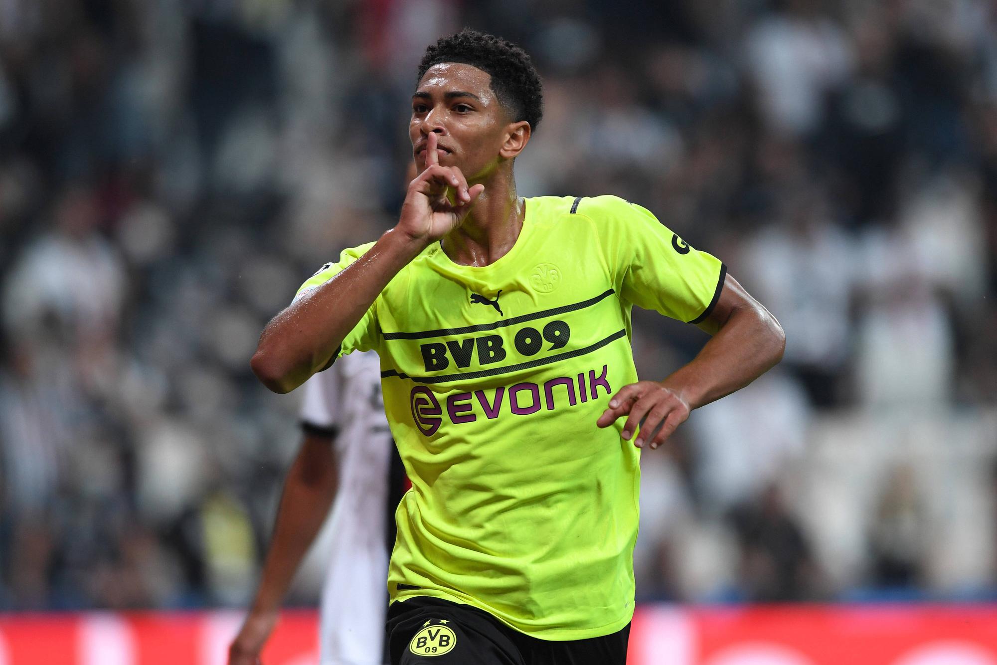 BVB-Star Jude Bellingham jubelt