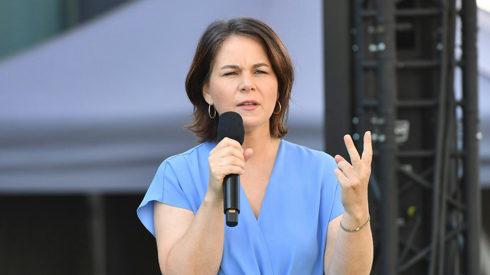 Annalena Baerbock (Bündnis90/Die Grünen), hier bei einer Wahlkampfveranstaltung am 13. September 2021 in Nürnberg, stellte sich am Donnerstagabend im ZDF den Fragen des Publikums.