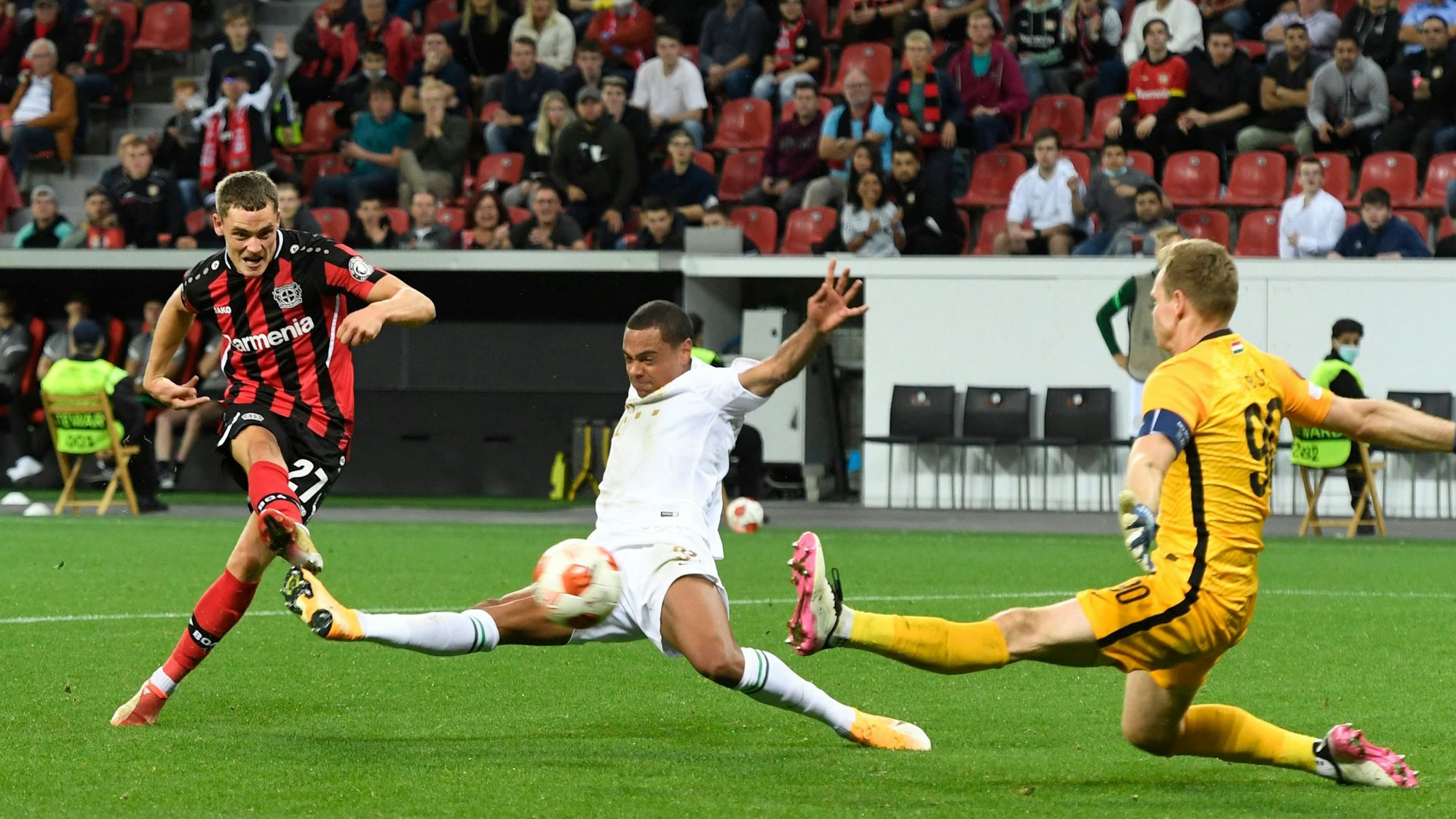 Treffsicher: Florian Wirtz in der Europa League zum 2:1 gegen Ferencvaros Budapest.