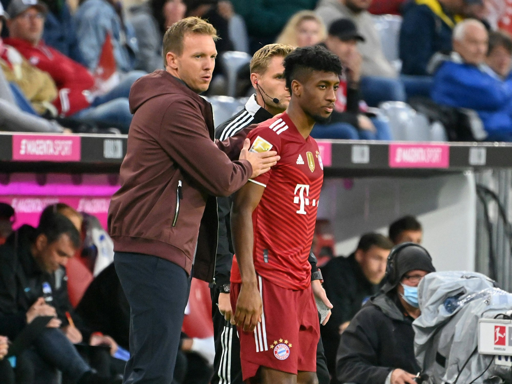 Julian Nagelsmann mit Kingsley Coman, vor dessen Einwechslung