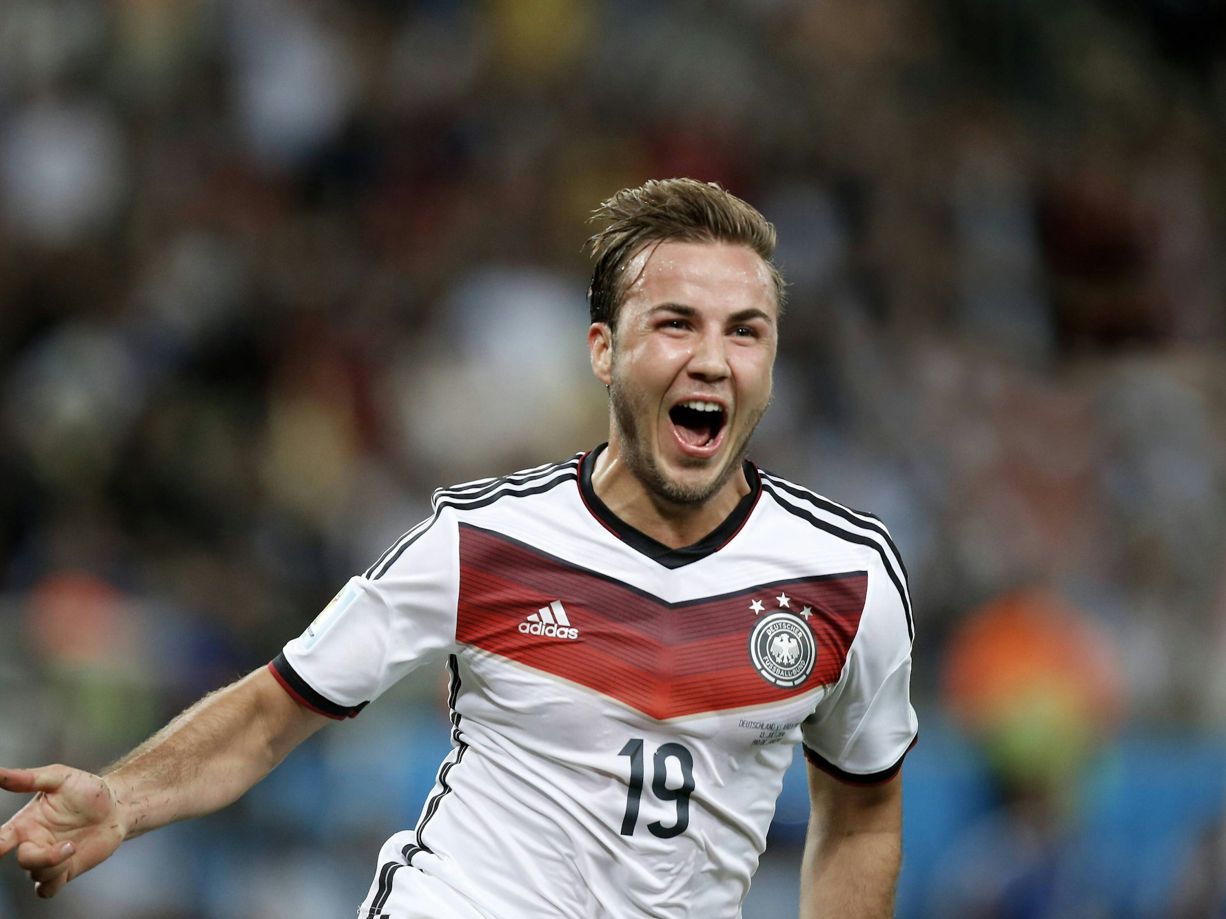 Mario Götze jubelt nach seinem Tor im WM-Finale 2014.