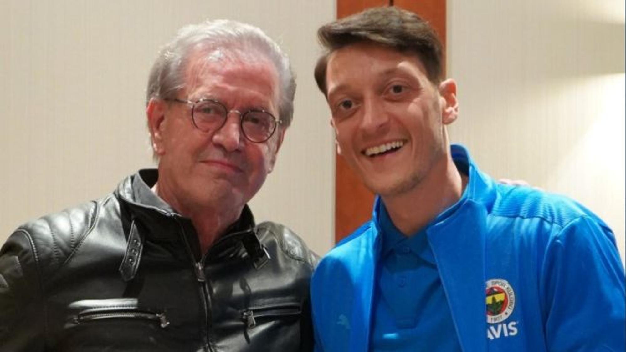 Jürgen Todenhöfer und Mesut Özil