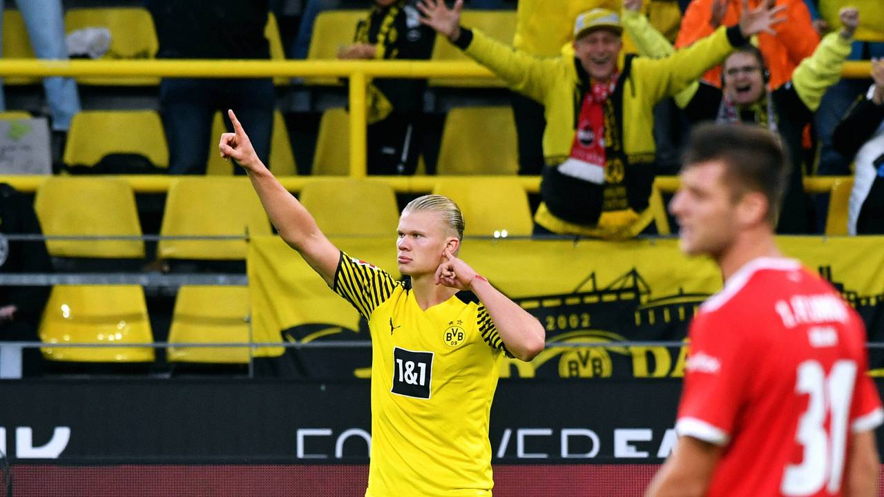 Erling Haaland bejubelt seinen Treffer zum 4:2 gegen Union Berlin.