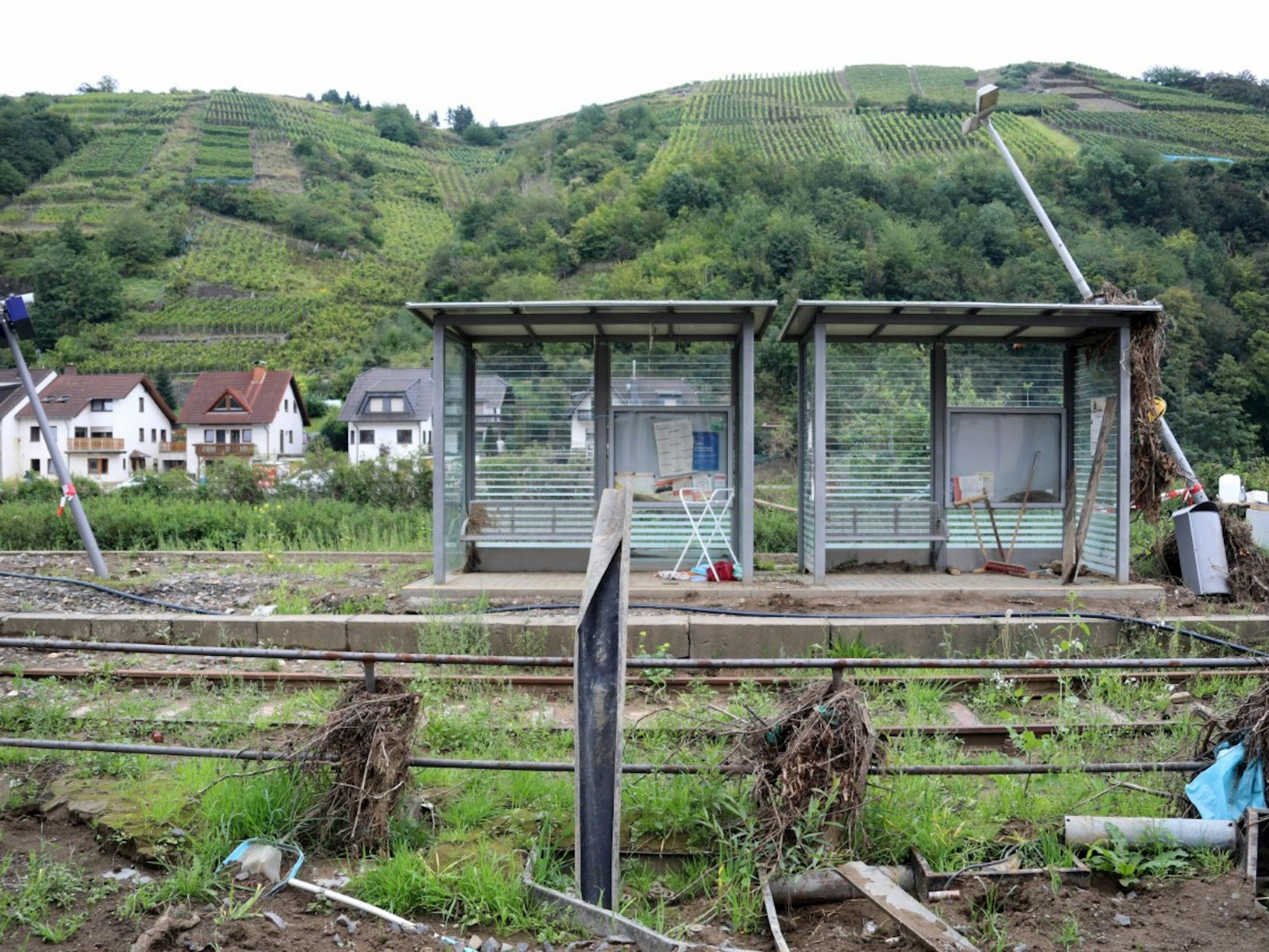 Bahnhof in Dernau acht Wochen nach dem Drama (17.9.)