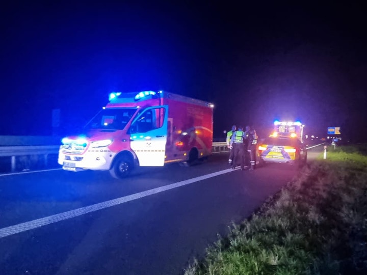 Zwei junge Männer sind bei einem Unfall auf der A43 bei Recklinghausen-Nord am frühen Montagmorgen (20. September) schwer verletzt worden. Es waren offenbar Drogen im Spiel.