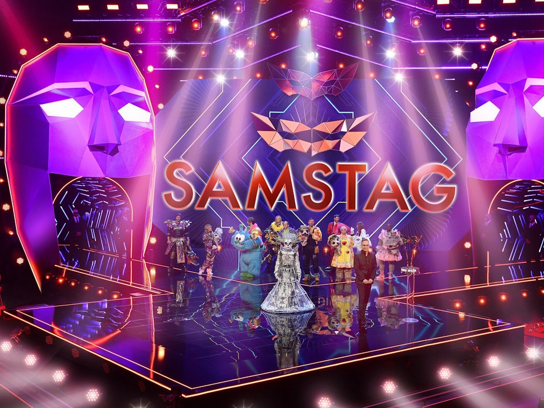 Bei „The Masked Singer“ singen Prominente unter Kostümen versteckt.