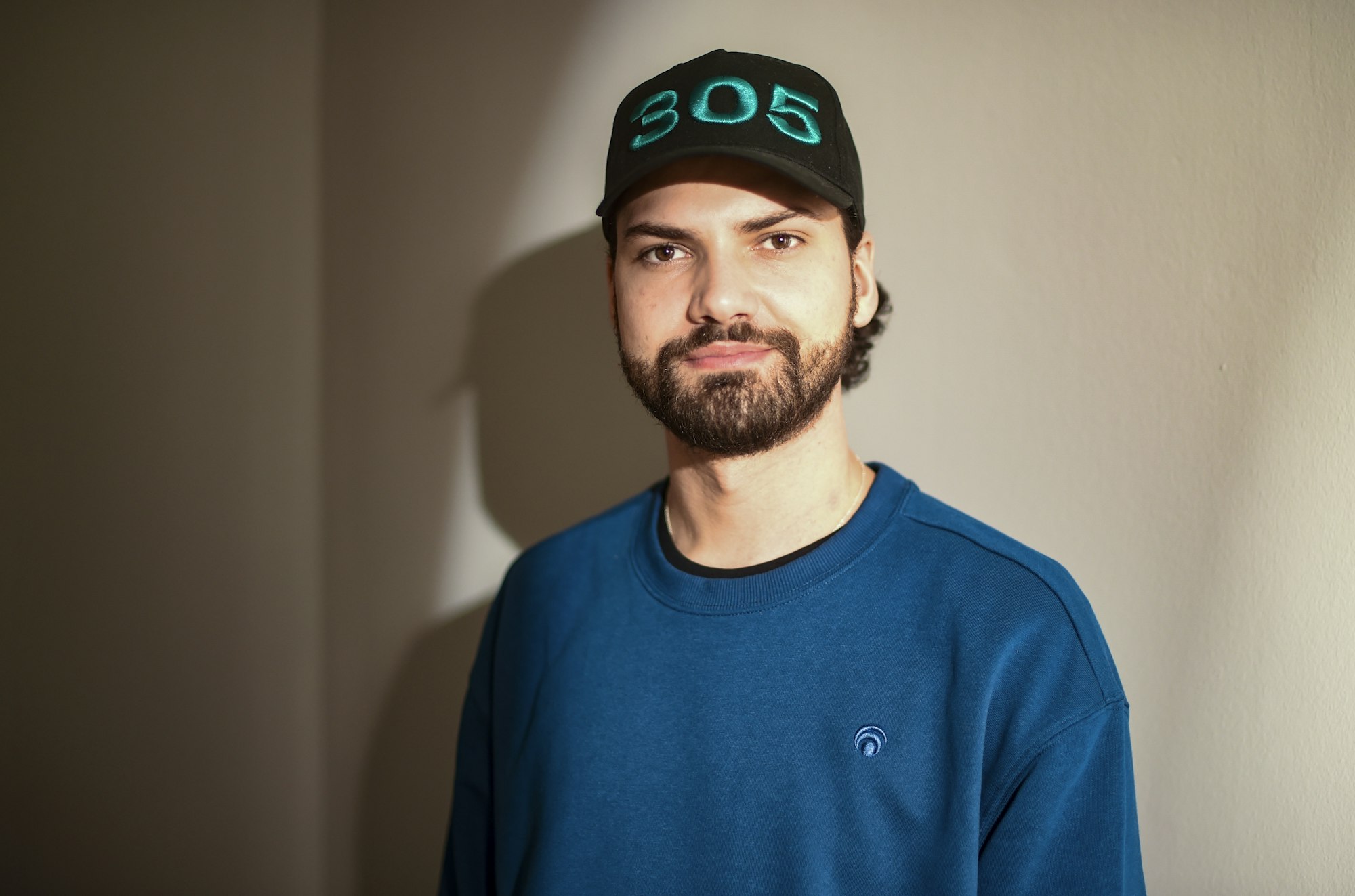 Der Sänger, Schauspieler und Moderator Jimi Blue Ochsenknecht am Rande von Dreharbeiten für ein Musikvideo zu seiner Single „Nicht allein“.