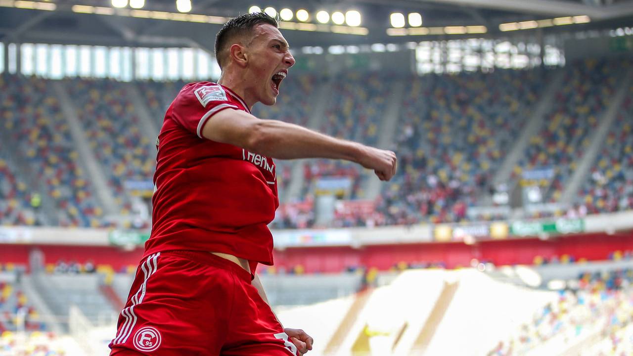 Robert Bozenik bejubelt seinen ersten Treffer für Fortuna Düsseldorf