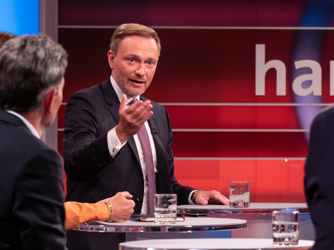 Christian Lindner (FDP) am 20. September 2021 in der TV-Talkrunde „Hart aber fair“ – er kam zu spät, es gab eine Vollsperrung auf der Autobahn.