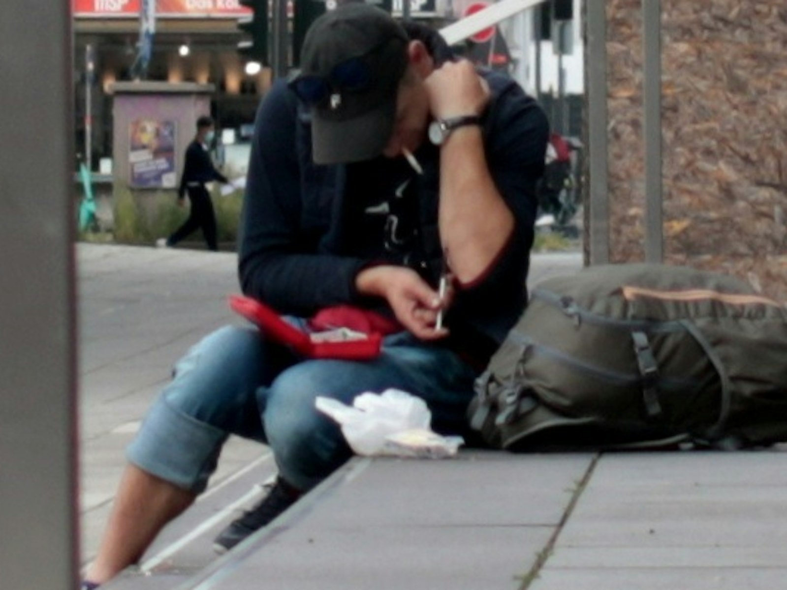 Ähnliche Bilder, wie hier am 15. September 2021 auf der Treppe des Rautenstrauch-Joest-Museums, sollen sich auch vor der Kalker Kita abspielen.