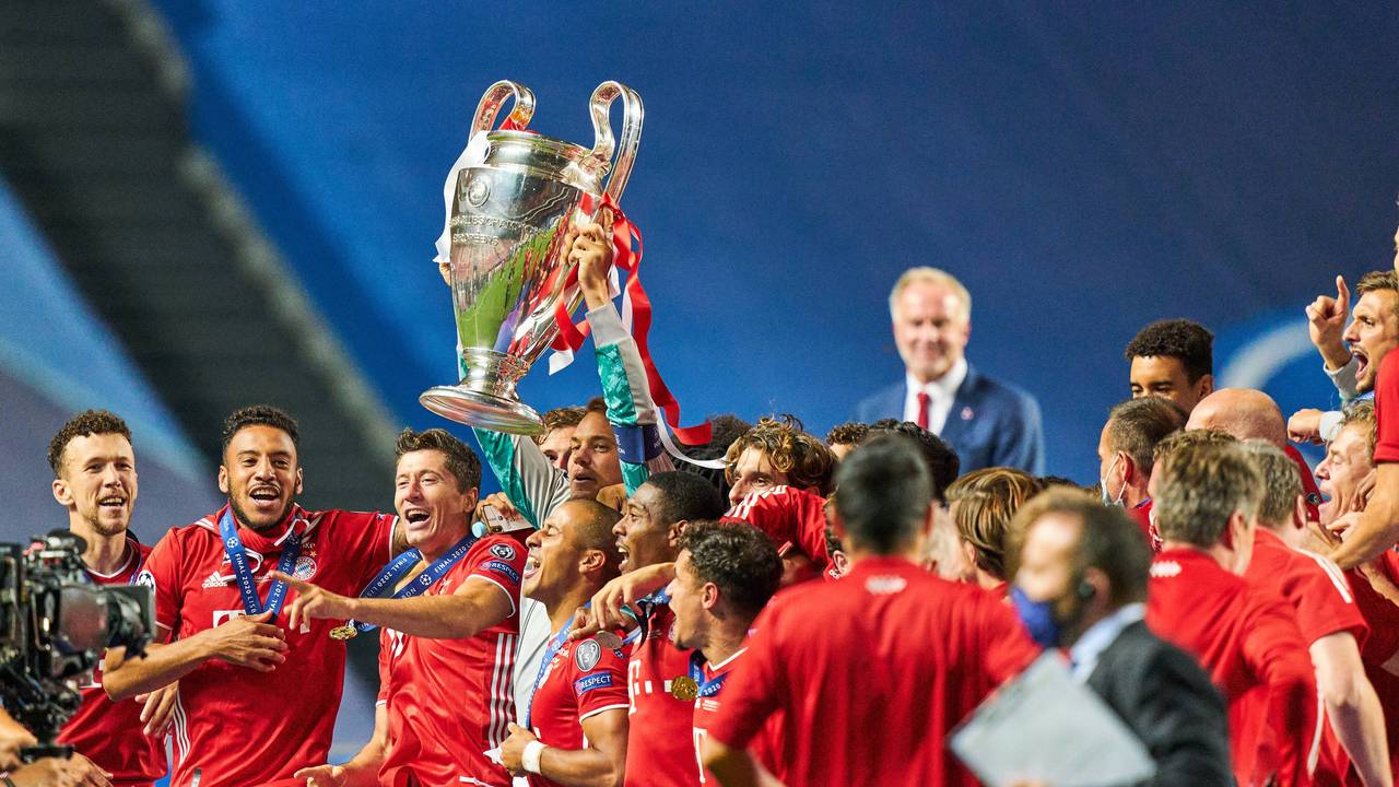Der FC Bayern München feiert den Gewinn der Champions League