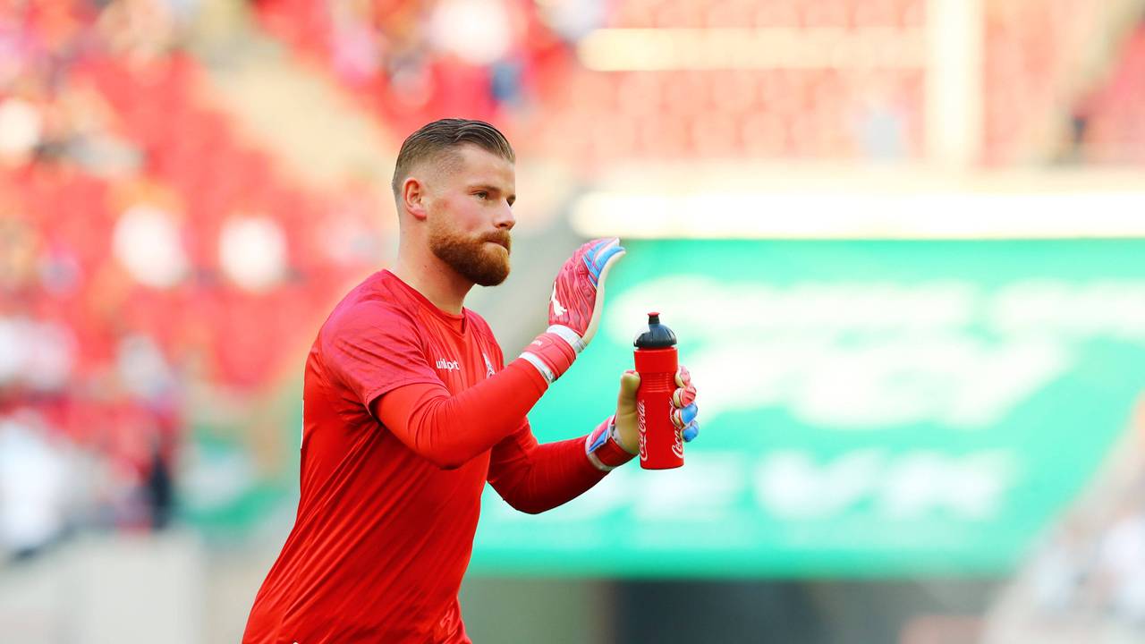 FC-Torwart Timo Horn vor dem Spiel gegen RB Leipzig.
