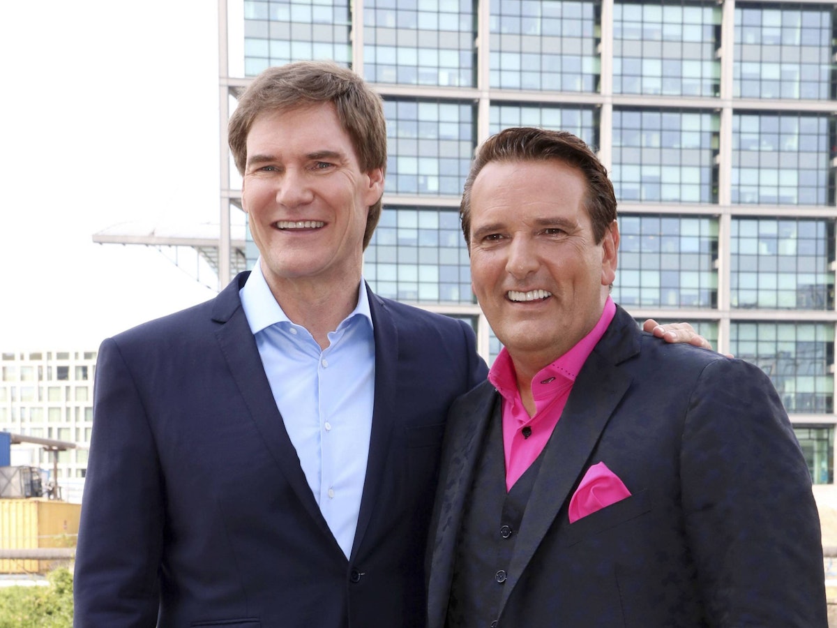 Carsten Maschmeyer und Ralf Dümmel beim Fototermin zur Unterhaltungsshow Die Höhle der Löwen.