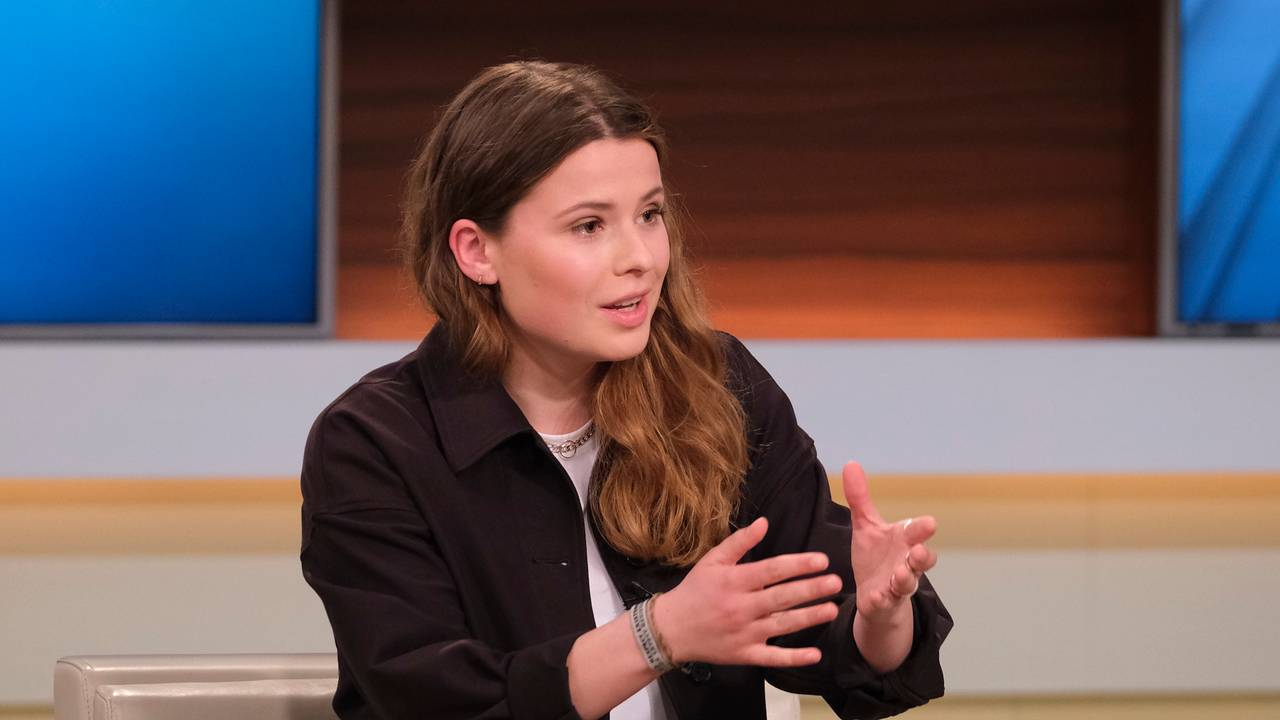 Klimaaktivistin Luisa Neubauer, hier am 9. Mai in der Sendung Anne Will, setzte sich bei Markus Lanz für radikalere Klimamaßnahmen ein.