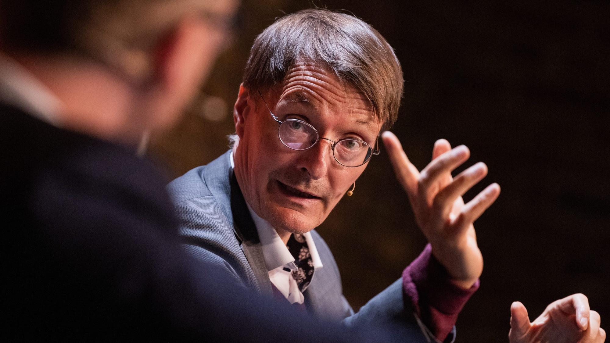 SPD-Gesundheitsexperte Karl Lauterbach (hier ein Foto vom 2. September 2021) aufgenommen in Köln. Erneut hat er sich zur Coronalage geäußert.