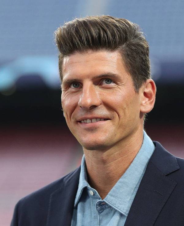 Experte Mario Gomez beim Spiel FC Barcelona gegen Bayern München.
