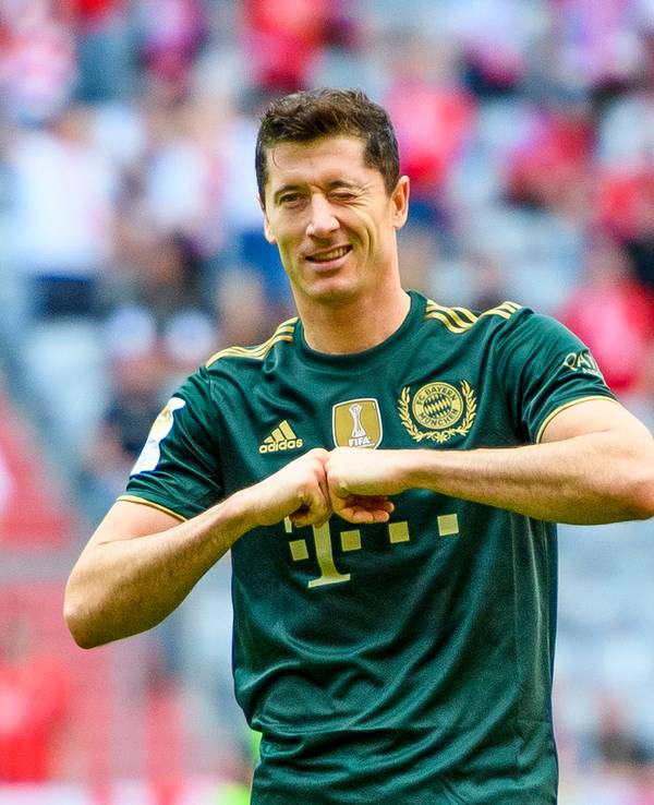 Robert Lewandowski jubelt