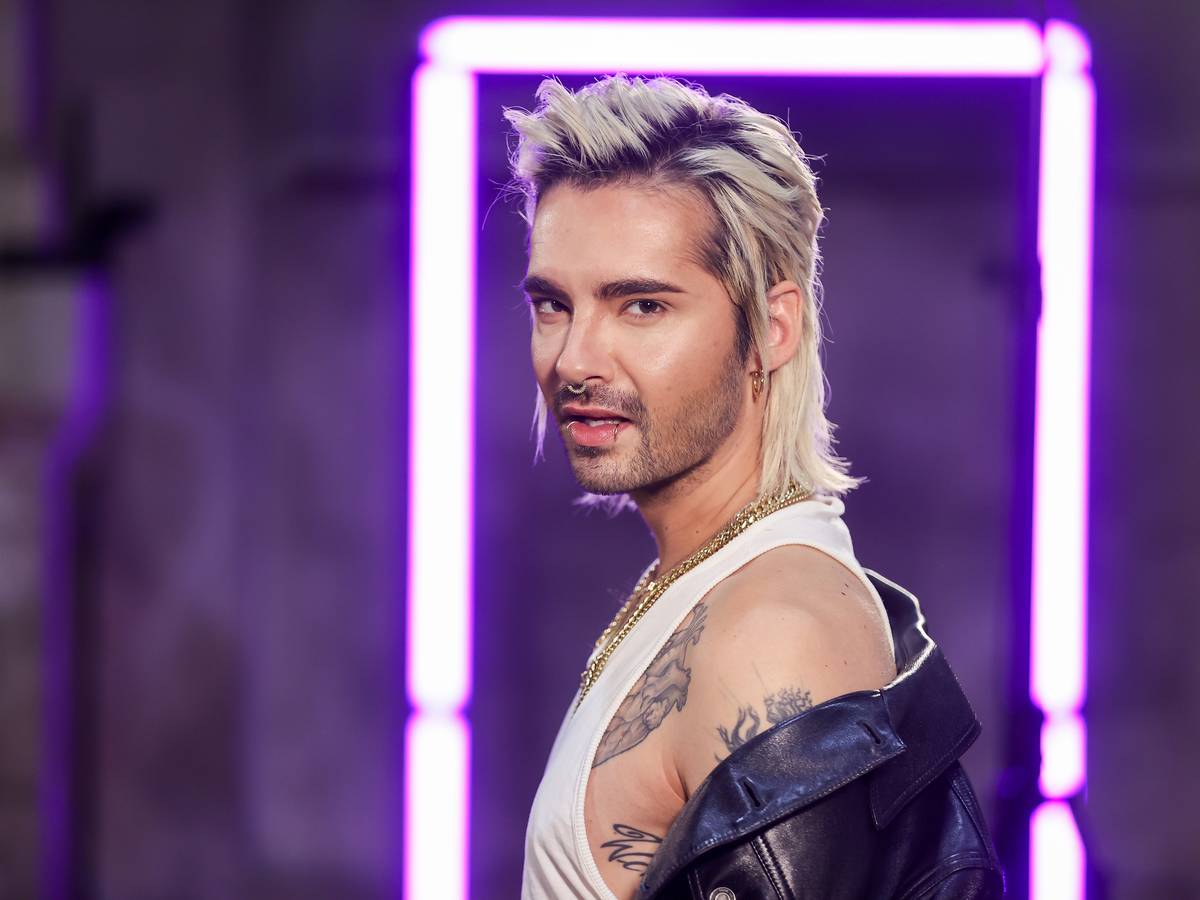 Musiker Bill Kaulitz posiert auf einem Foto bei der Verleihung der „About You“-Awards am 20. Mai 2021.