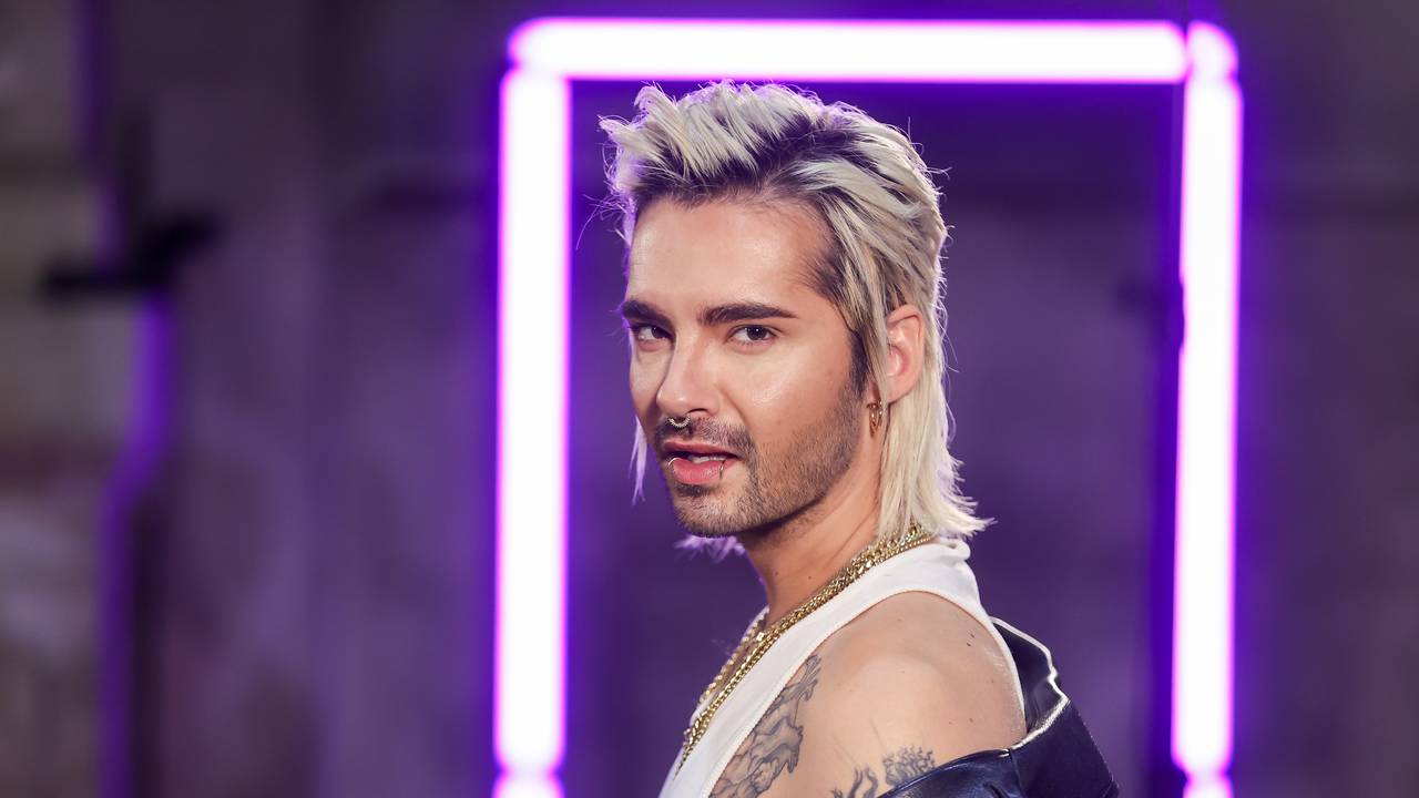 Musiker Bill Kaulitz posiert auf einem Foto bei der Verleihung der „About You“-Awards am 20. Mai 2021.