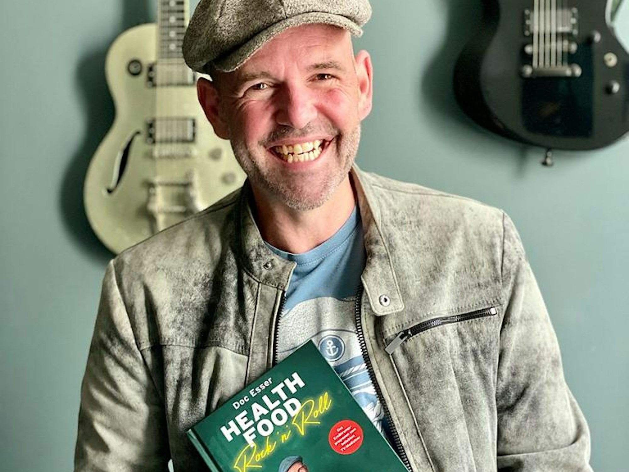 Doc Esser mit seinem neuen Buch: Health Food - Rock'n Roll