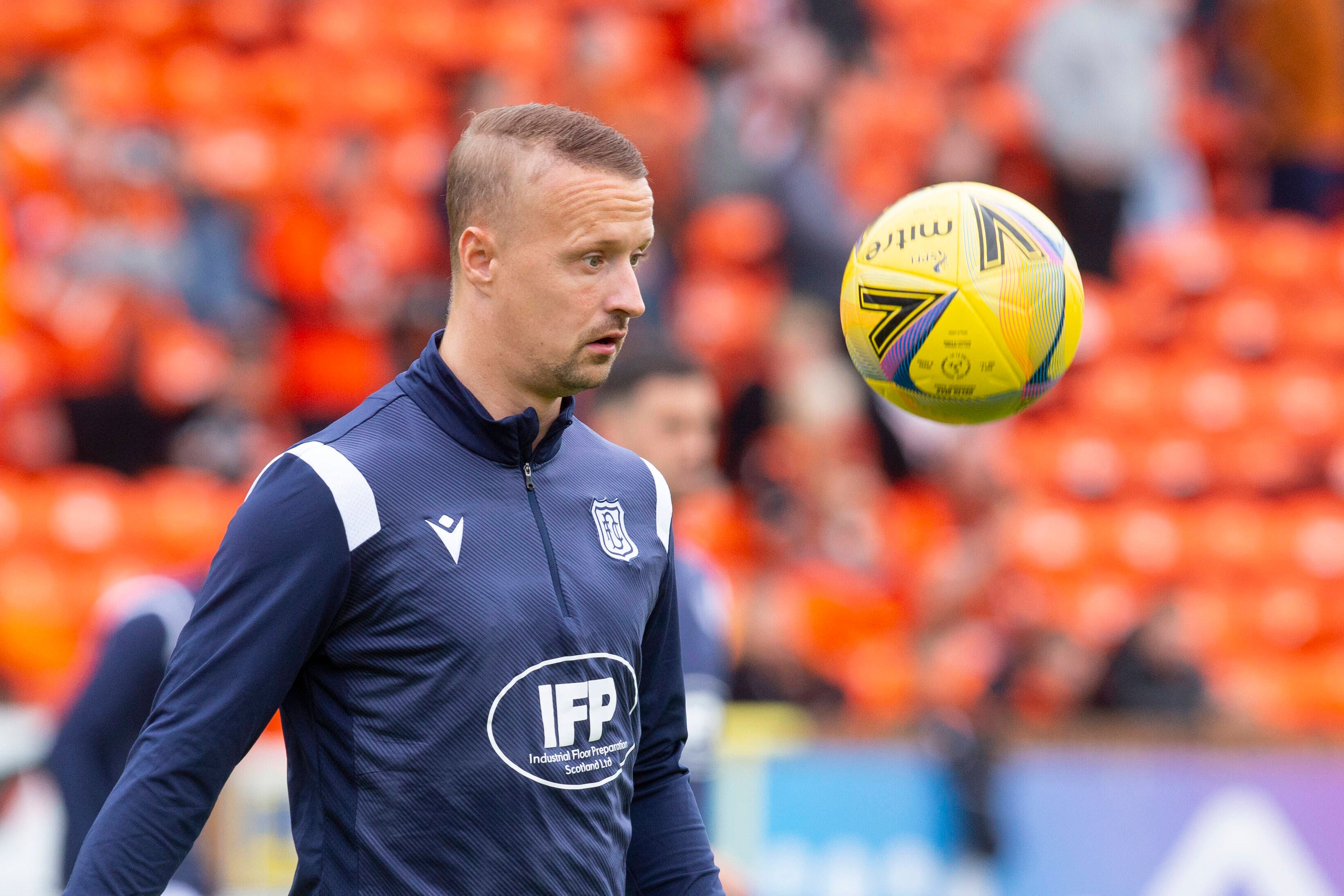 Leigh Griffiths (Dundee) beim Aufwärmen.