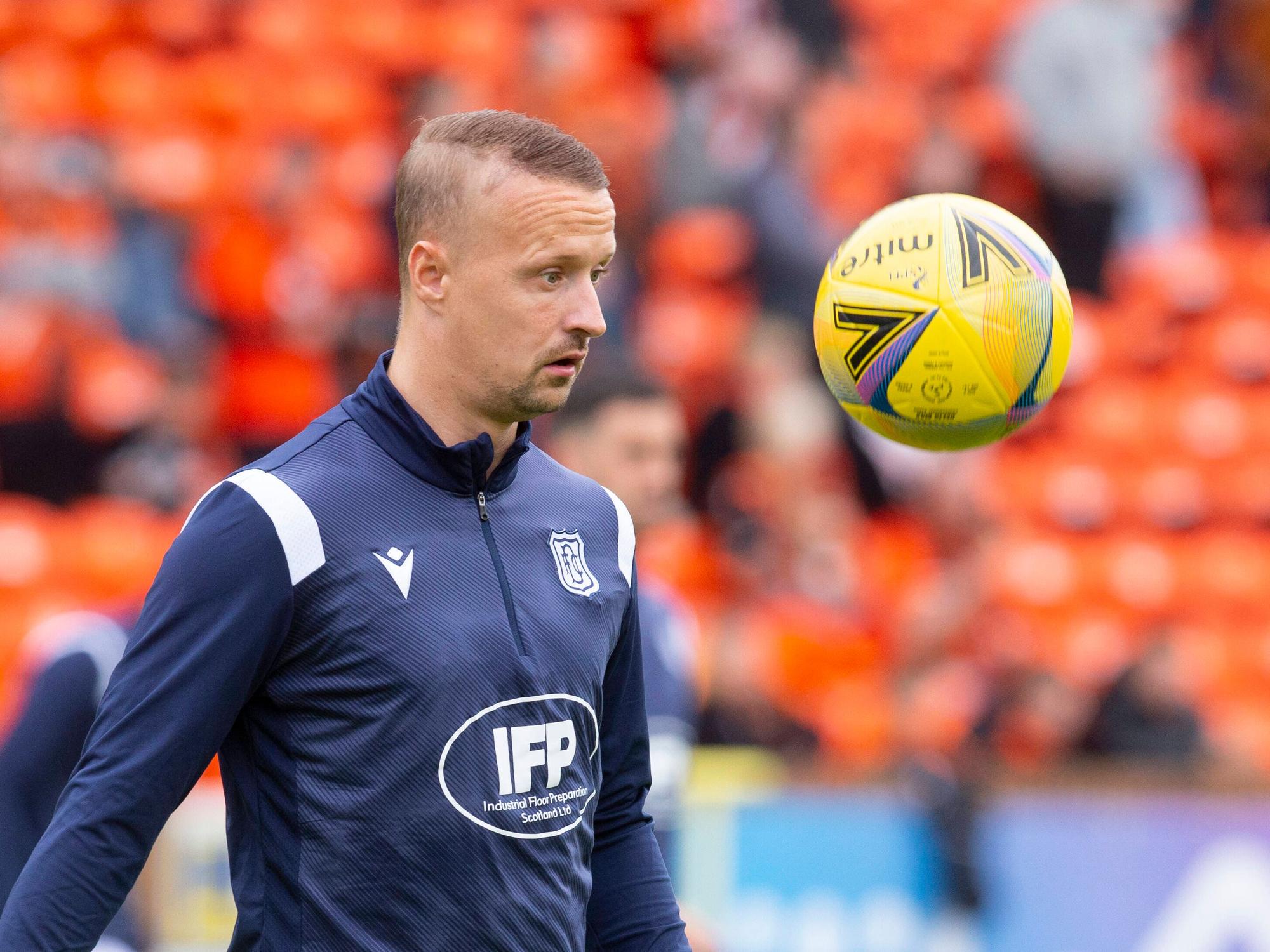 Leigh Griffiths (Dundee) beim Aufwärmen.