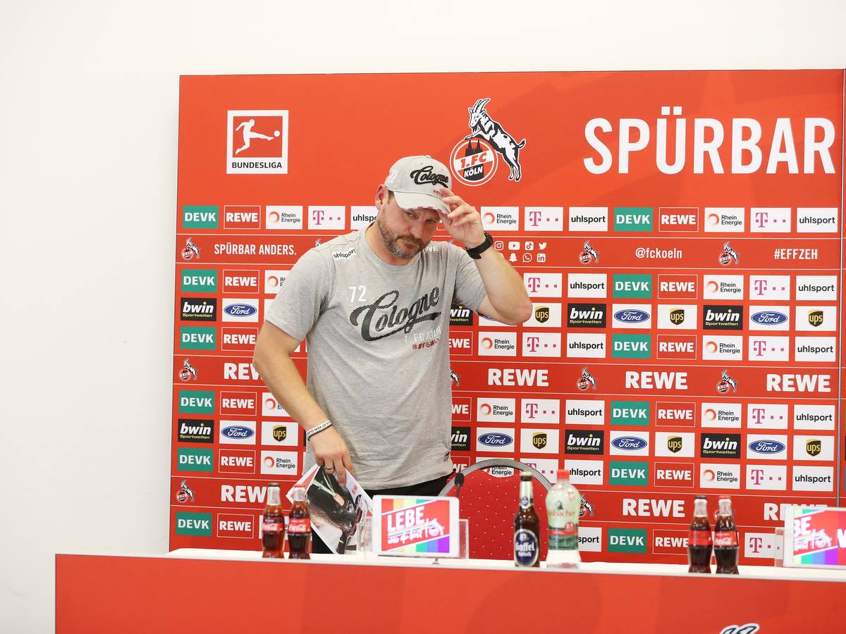 Steffen Baumgart kommt zu einer Pressekonferenz des 1. FC Köln am Geißbockheim.
