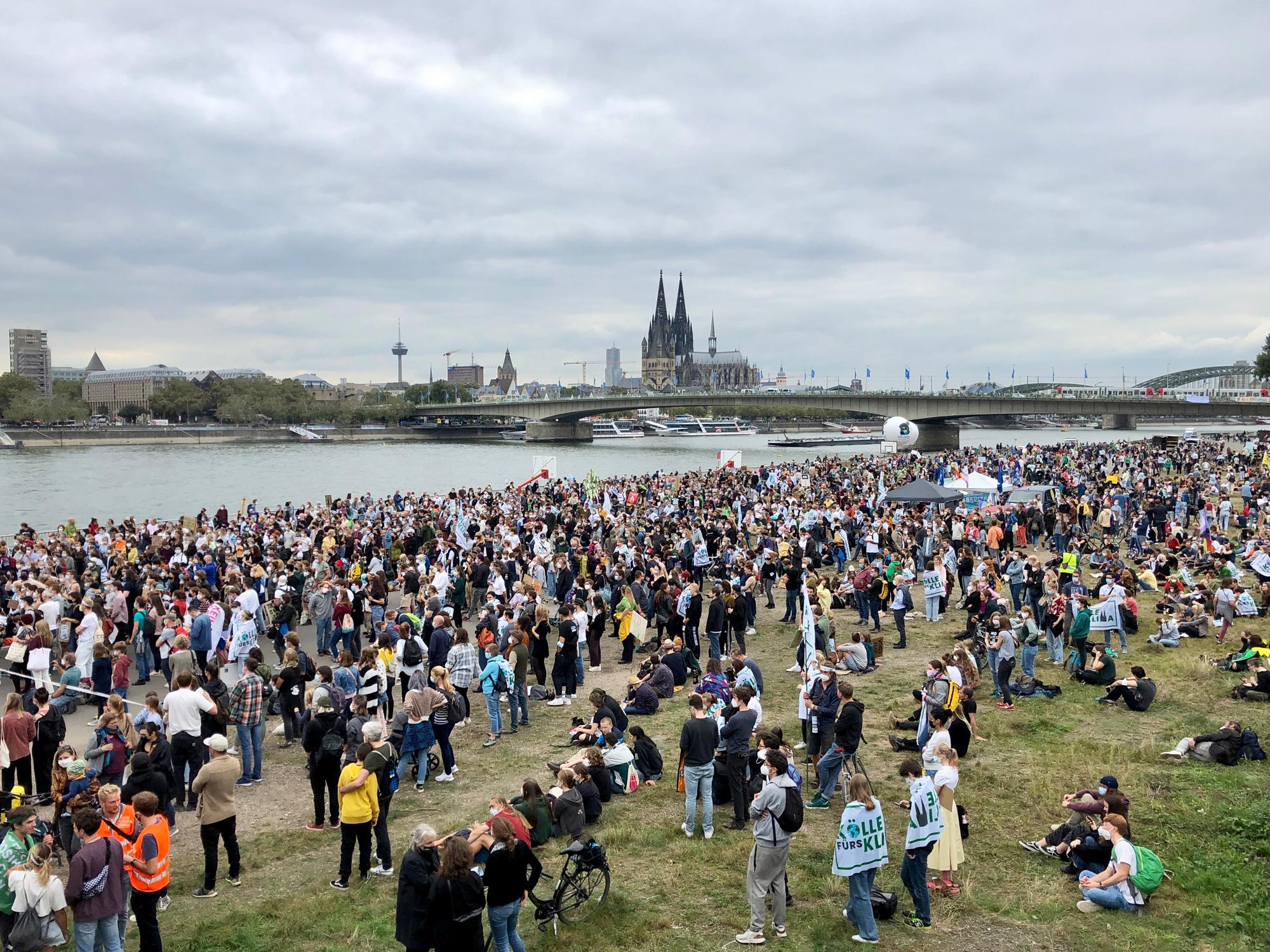 Demo von Fridays for Future an der Deutzer Werft in Köln.