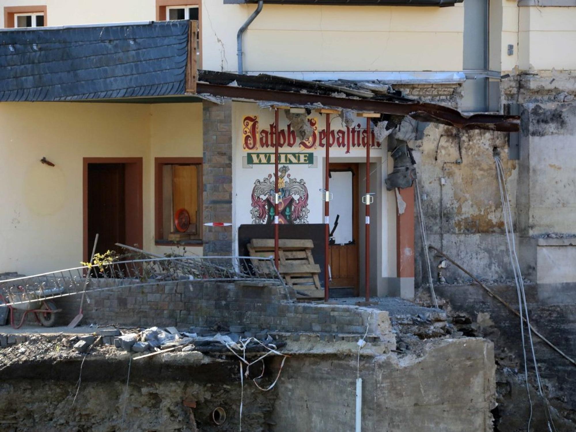 Eingang der Keilerei Stodden im Weindorf Rech.