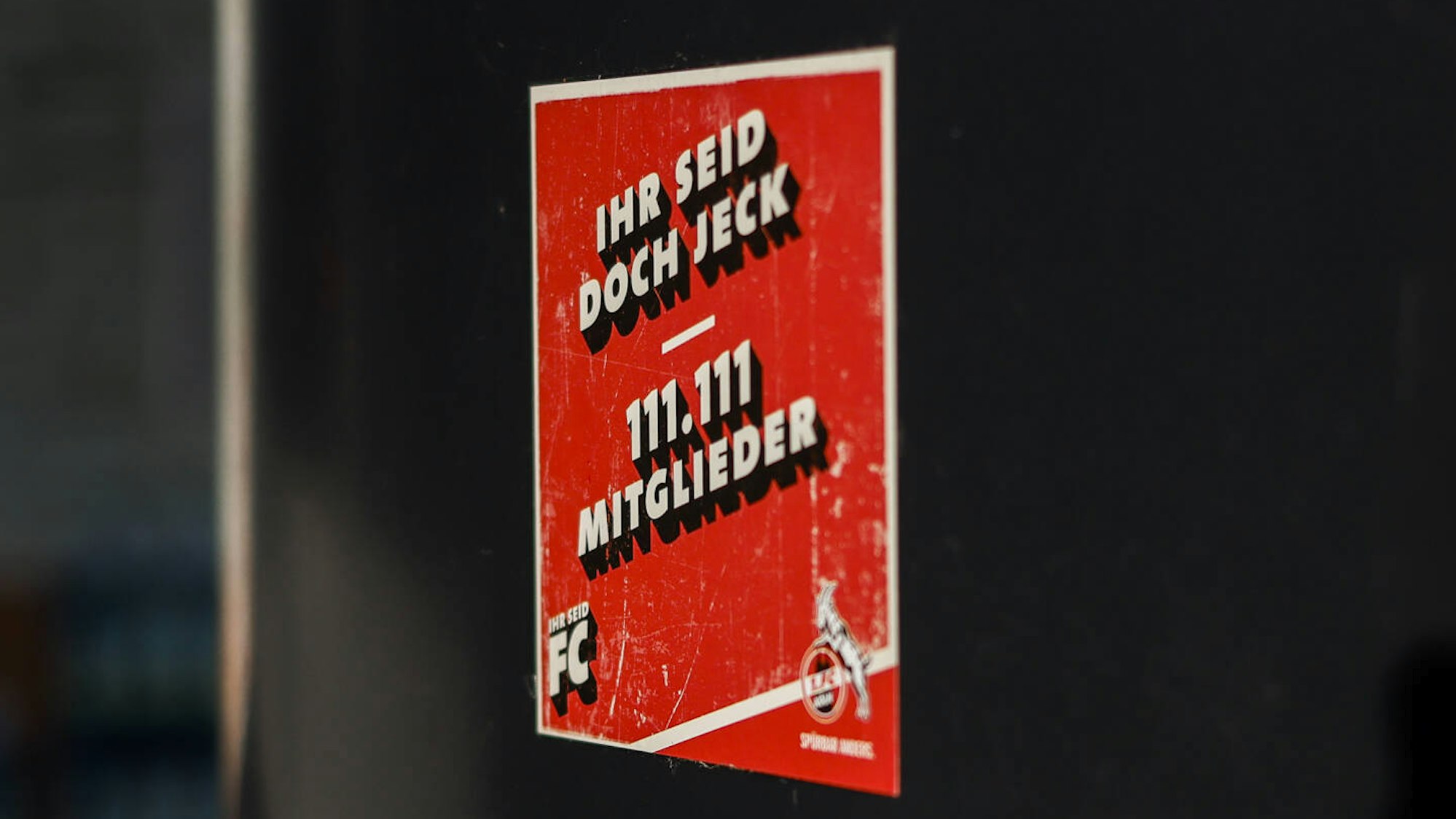 Aufkleber zum 111111. Mitglied des 1. FC Köln