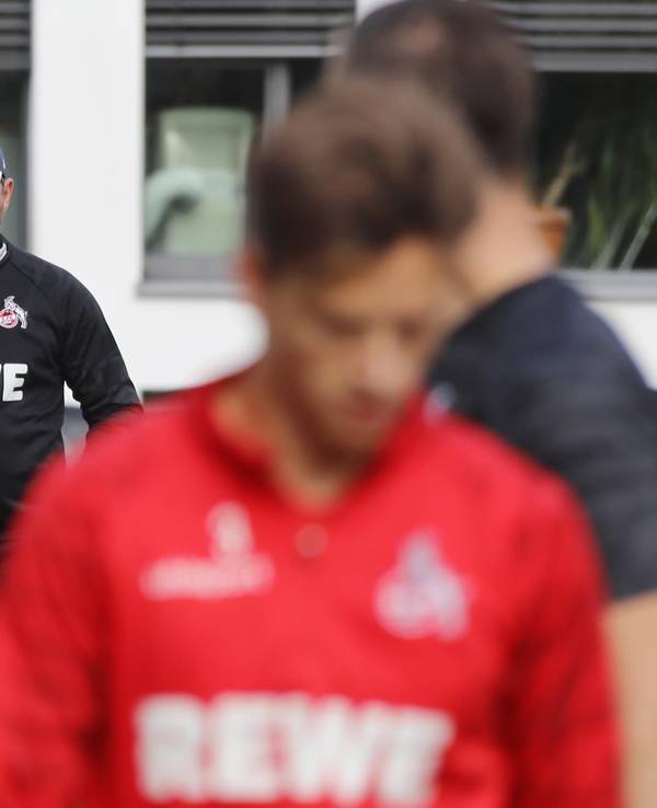 Steffen Baumgart bei einer Übungseinheit im Training des 1. FC Köln