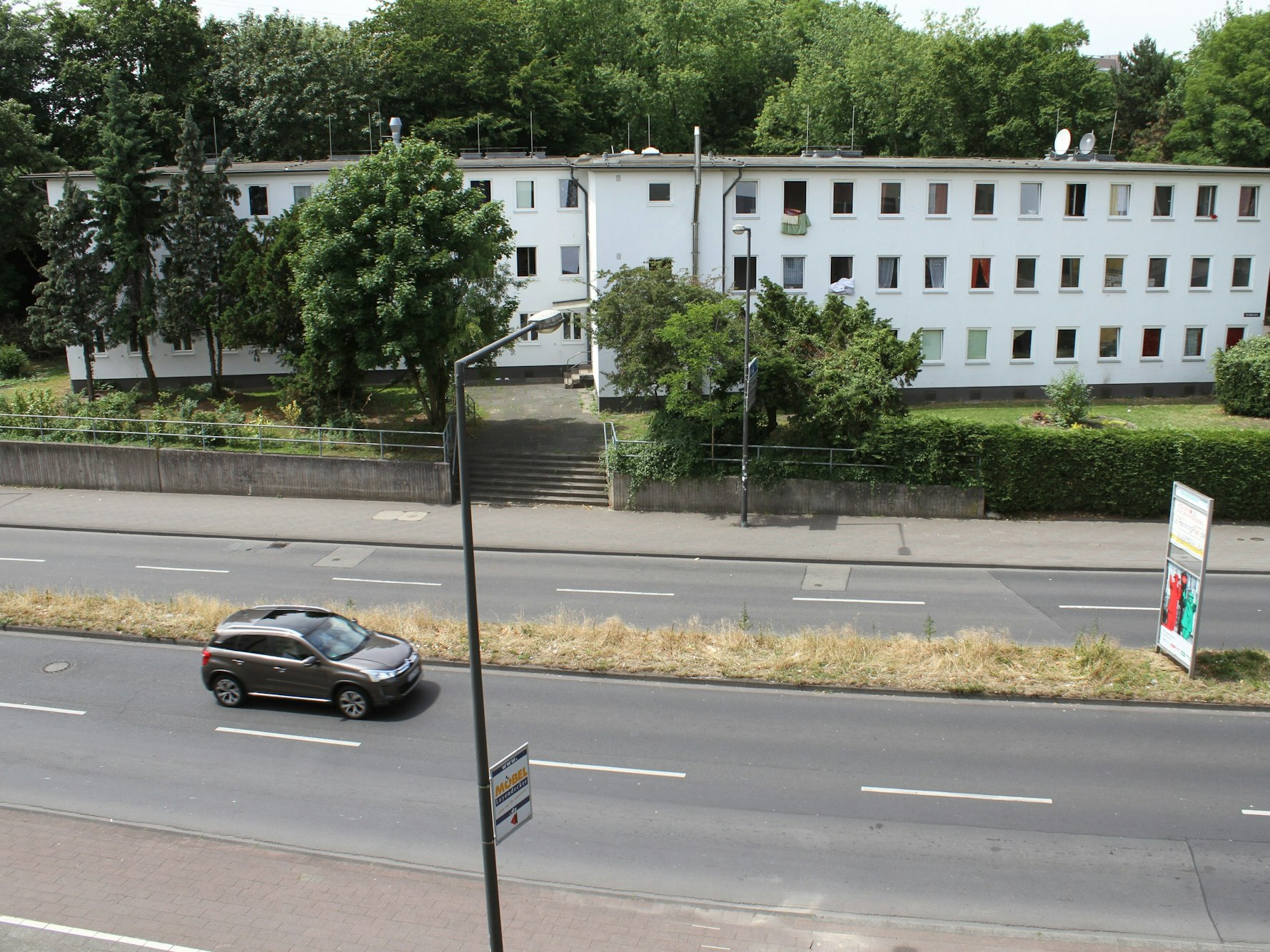 Das Flüchtlingsheim auf der Vorgebirgstraße in Köln.
