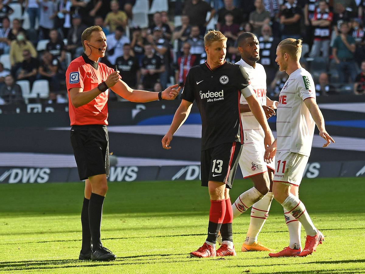 Der 1. FC Köln spielt bei Eintracht Frankfurt.