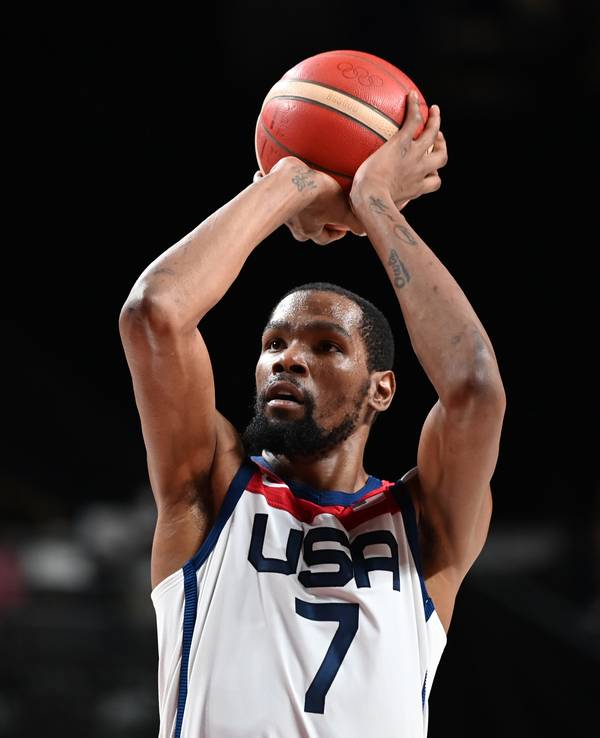 Kevin Durant aus den USA beim Olympia-Finale in Aktion.